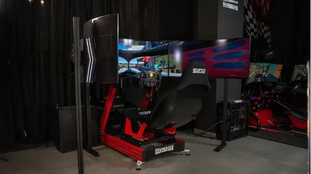 Kokpity do simracingu